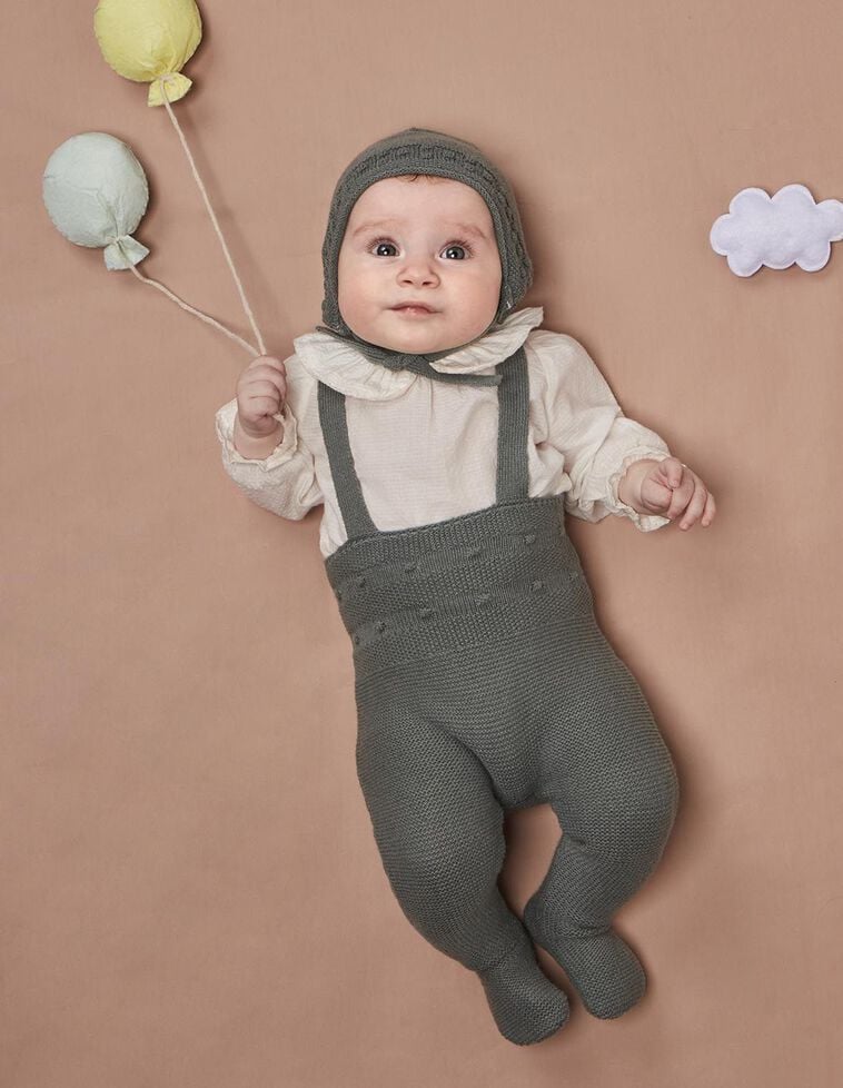Macacão comprido com lã, detalhes em malha de arroz e bolinhas verde escuro