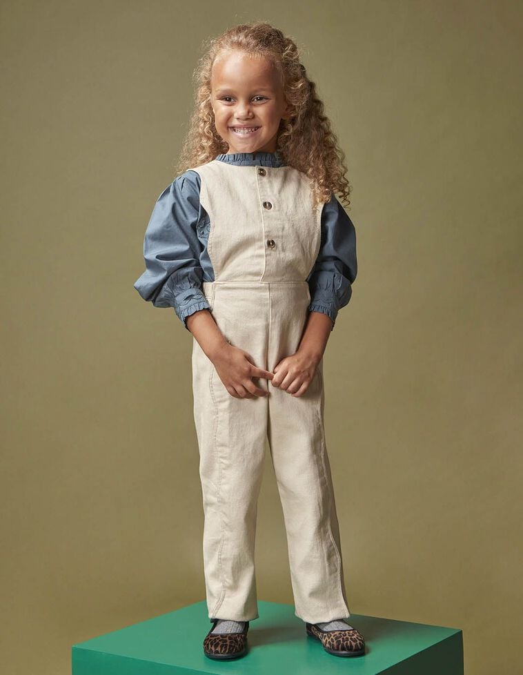 Macacão com costuras onduladas pedra