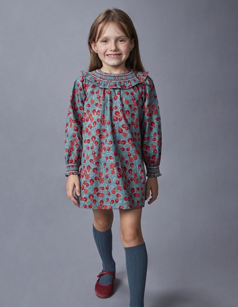 Vestido com gola colarinho azul claro feito à mão