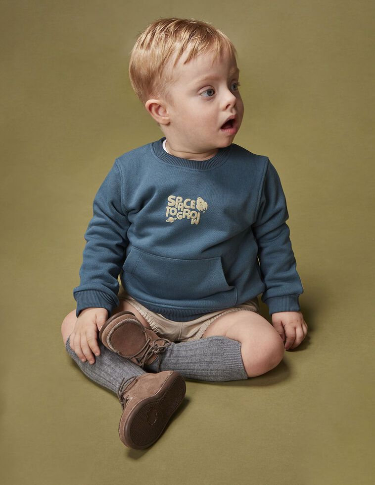 Sweatshirt com estampa espacial verde-petróleo