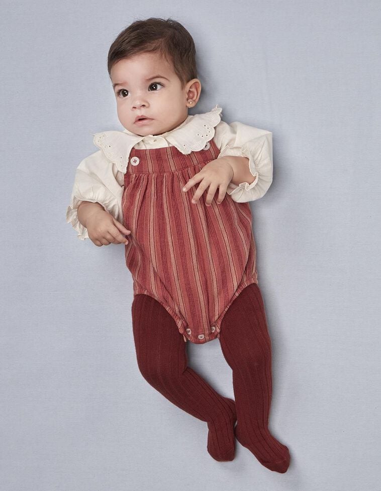 Macacão às riscas rosa